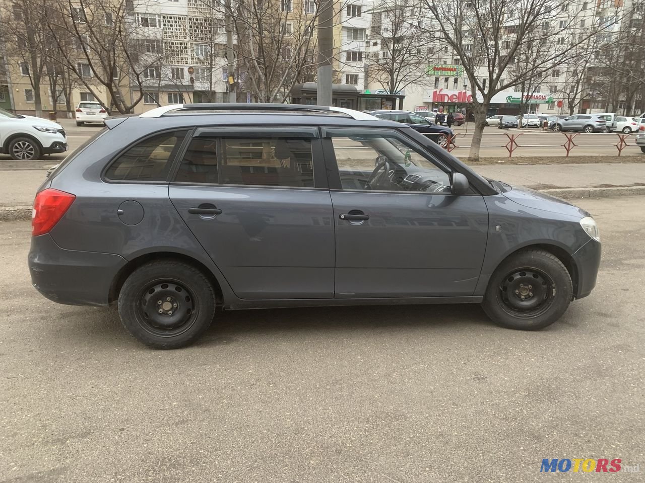 2008' Skoda Fabia photo #3