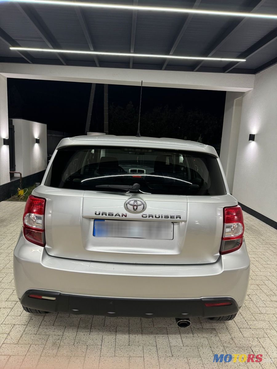 2010' Toyota Urban Cruiser photo #4