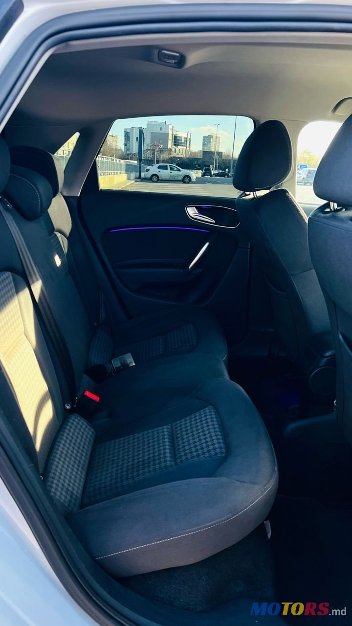 2013' Audi A1 photo #6