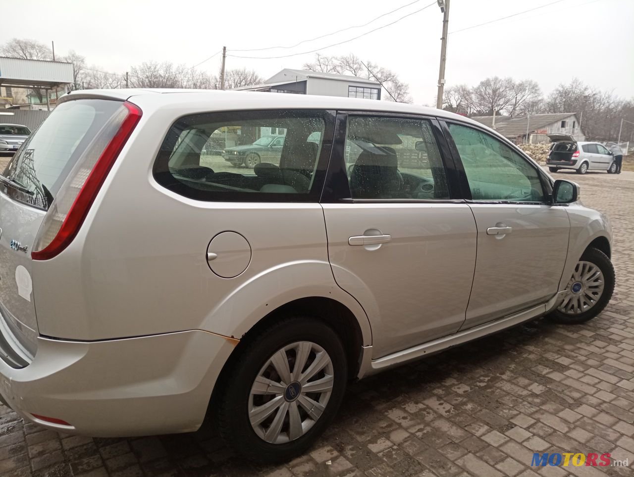 2009' Ford Focus photo #3