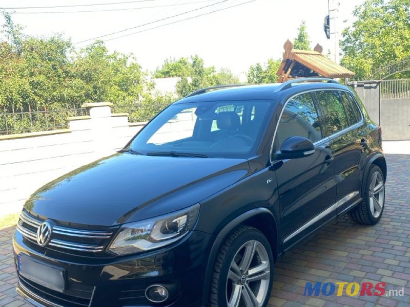 2014' Volkswagen Tiguan photo #3