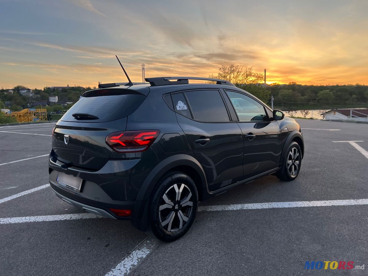 2023' Dacia Sandero Stepway photo #2