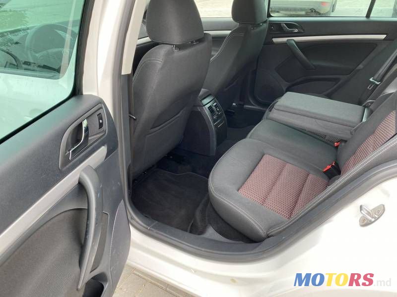 2012' Skoda Octavia photo #6