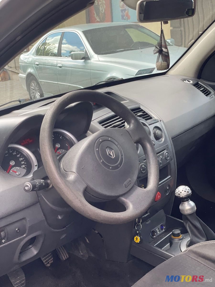 2006' Renault Megane photo #5