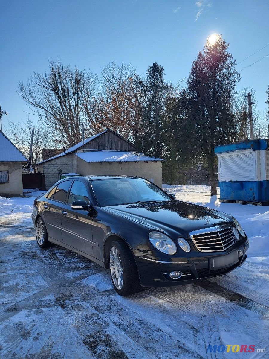 2008' Mercedes-Benz E-Class photo #5