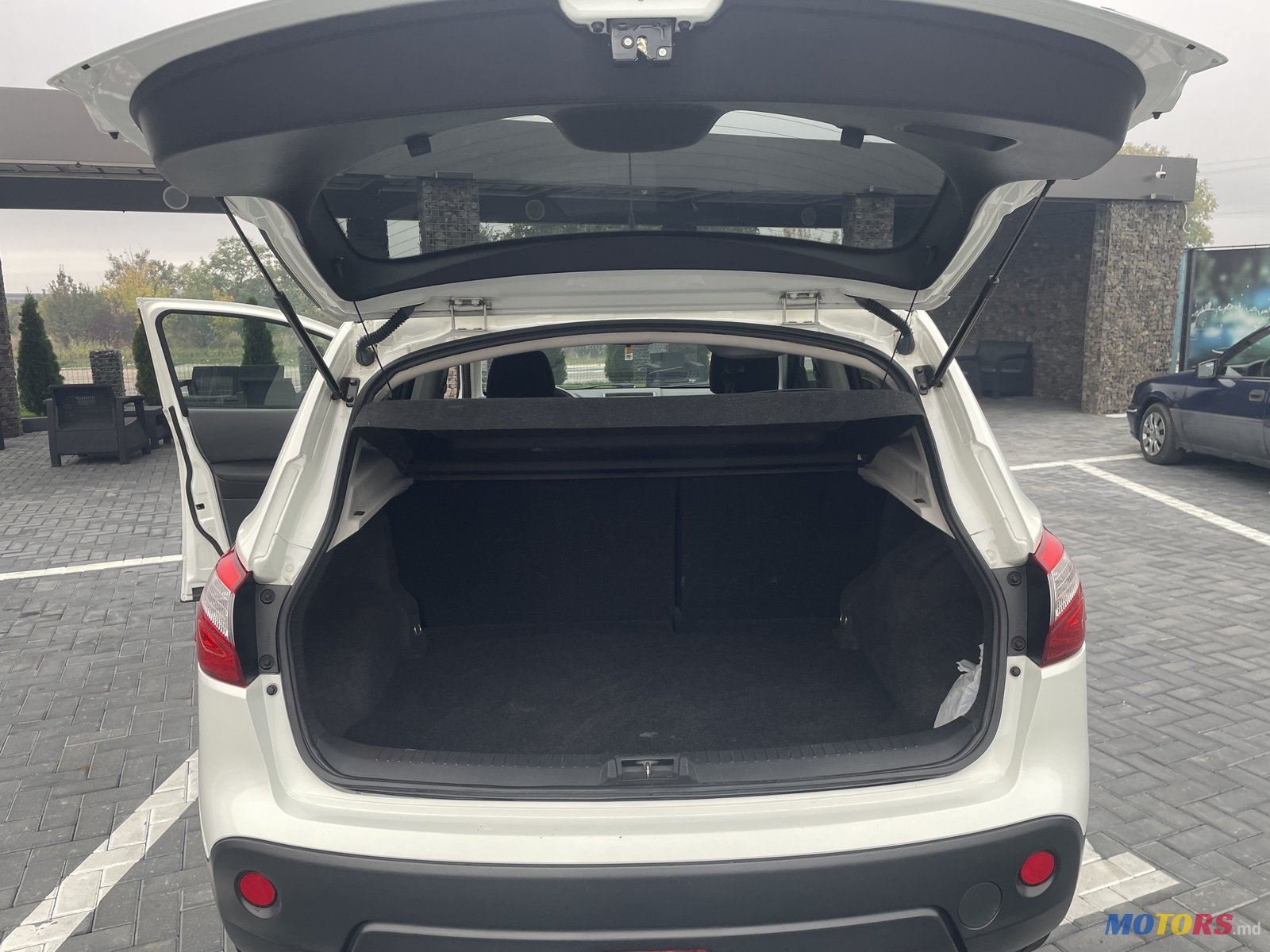 2011' Nissan Qashqai photo #4