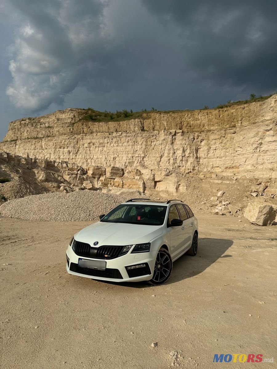 2017' Skoda Octavia Rs photo #2