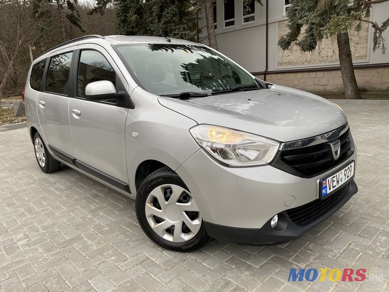 2014' Dacia Lodgy photo #1