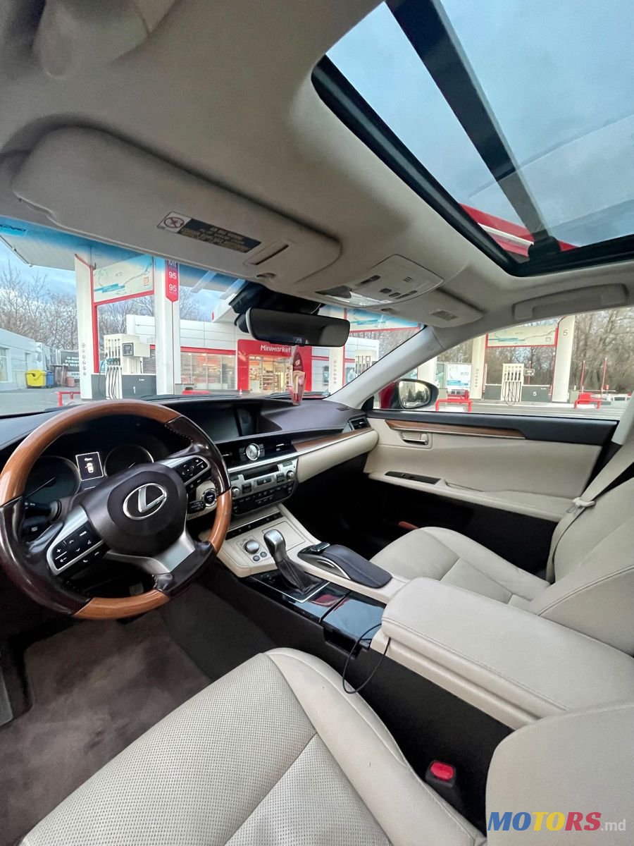 2016' Lexus Es Series photo #5