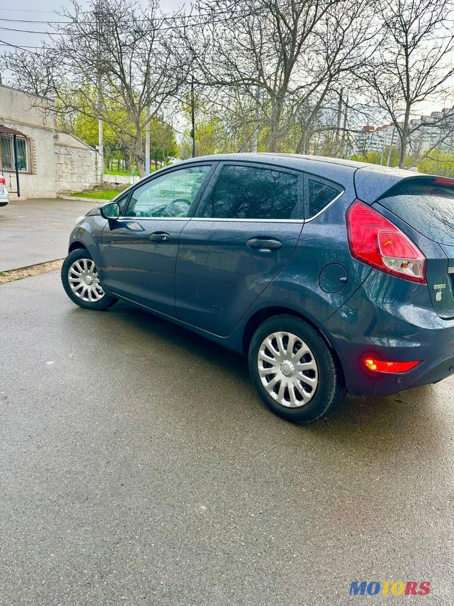 2014' Ford Fiesta photo #4