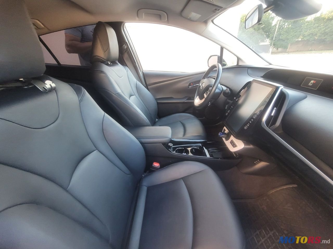 2017' Toyota Prius Prime photo #6