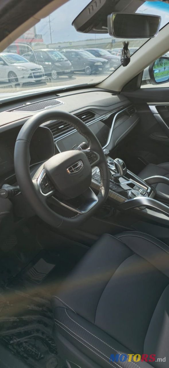 2022' Geely Atlas Pro photo #4