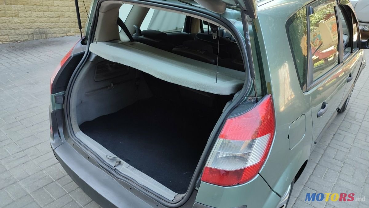 2004' Renault Scenic photo #5