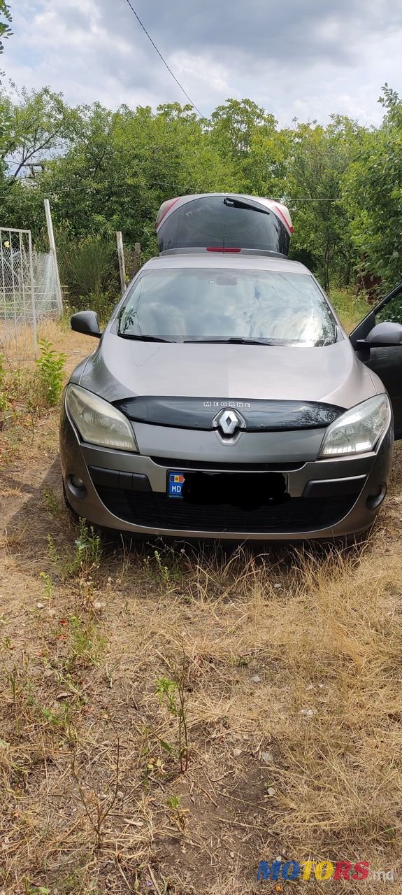 2009' Renault Megane photo #3