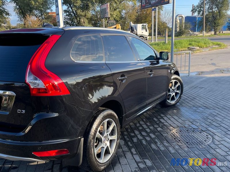 2016' Volvo XC60 photo #2