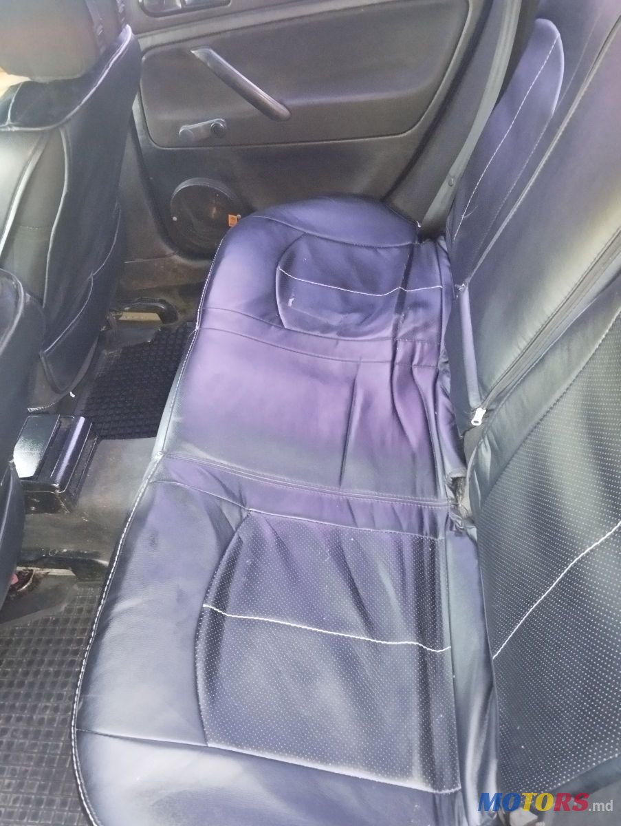 1999' Volkswagen Passat photo #3