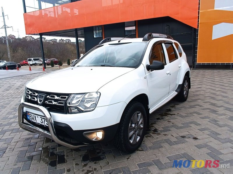 2015' Dacia Duster photo #2