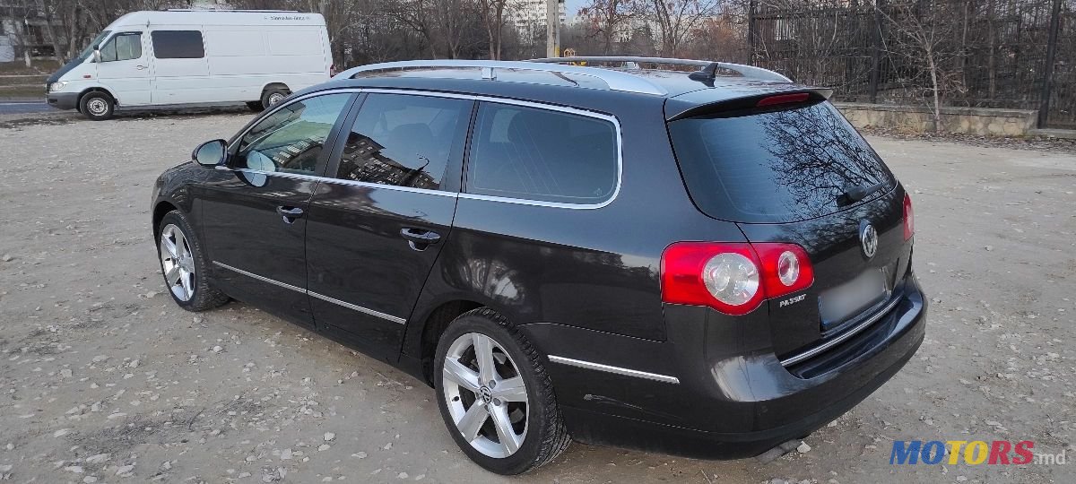 2007' Volkswagen Passat photo #4