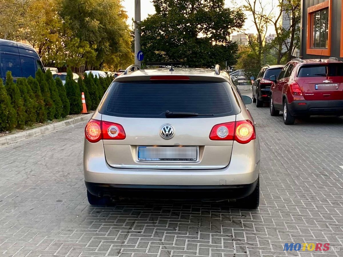 2006' Volkswagen Passat photo #6