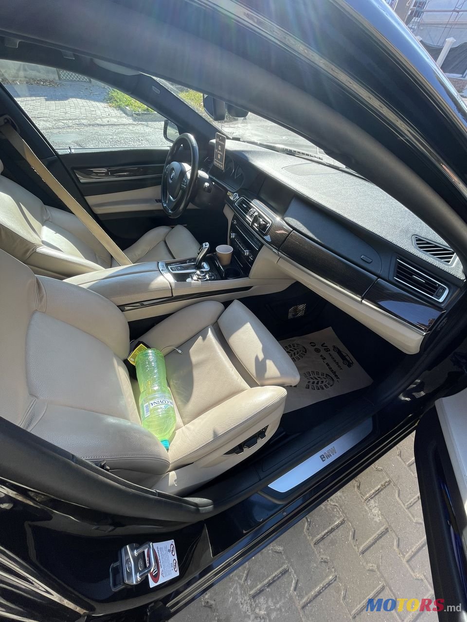 2010' BMW 7 Series photo #1