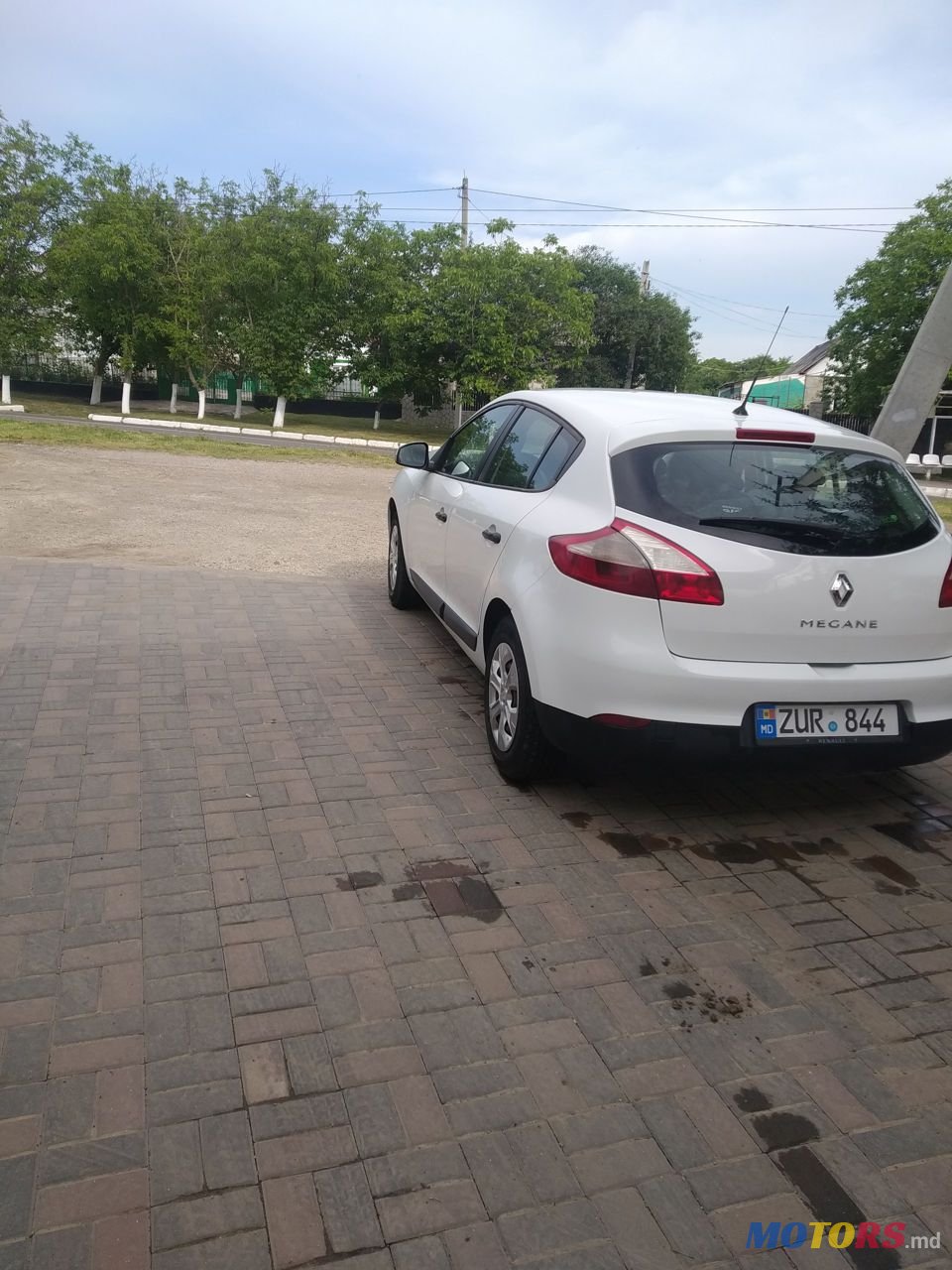 2010' Renault Megane photo #2
