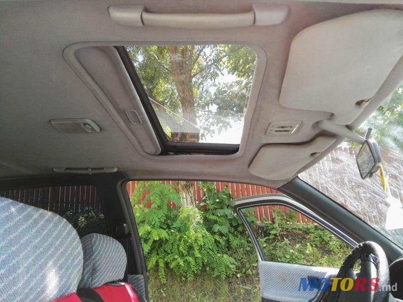 1993' Nissan Sunny photo #4