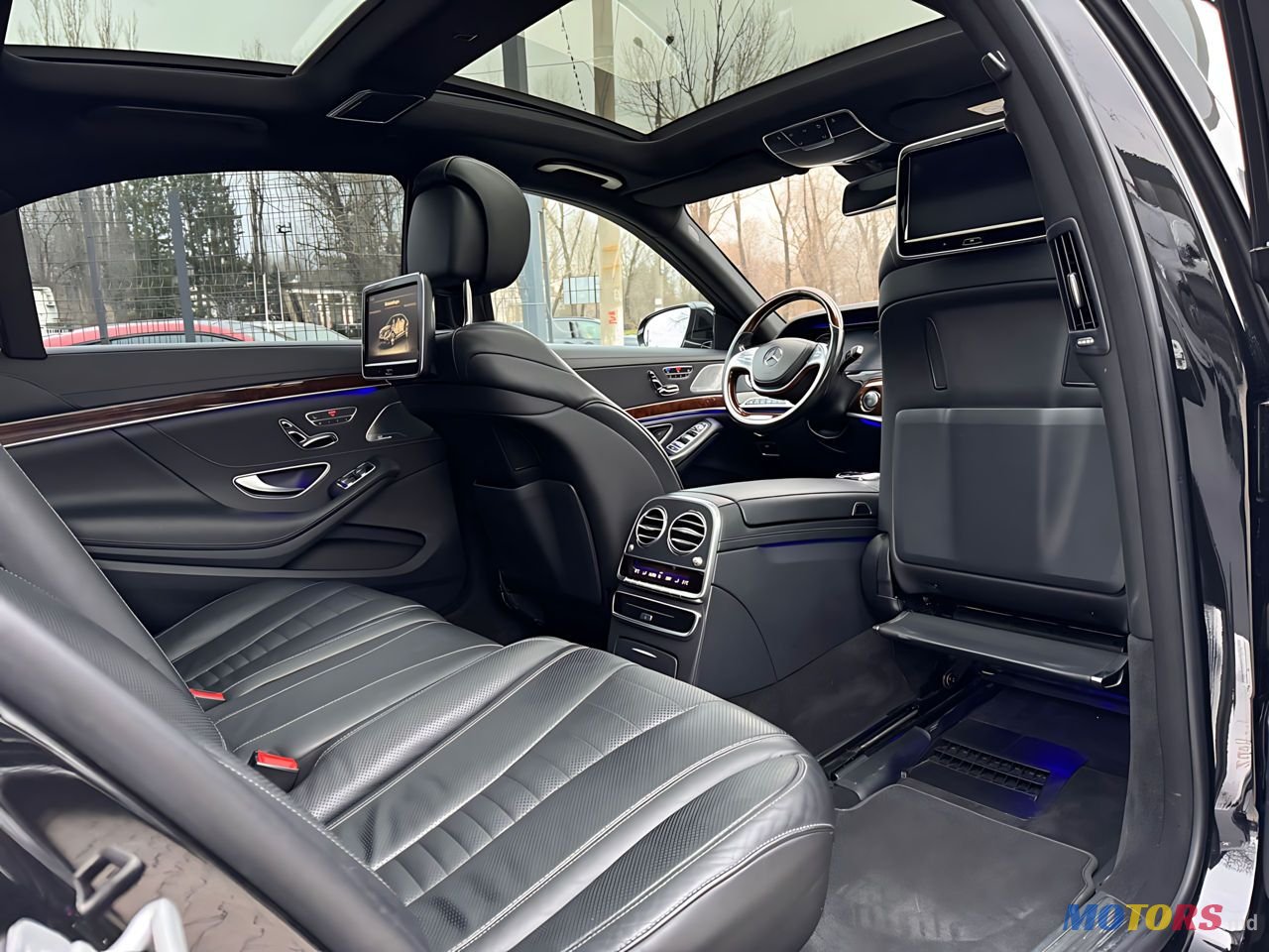 2014' Mercedes-Benz S-Class photo #4