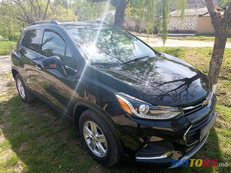 2019' Chevrolet Trax photo #2