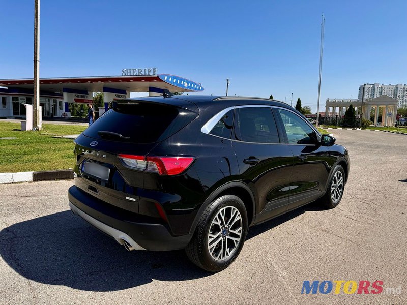 2020' Ford Escape photo #3