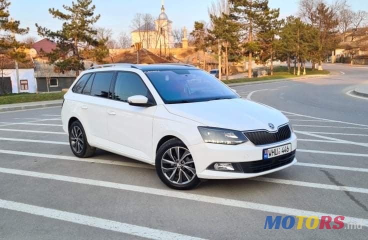 2016' Skoda Fabia photo #2