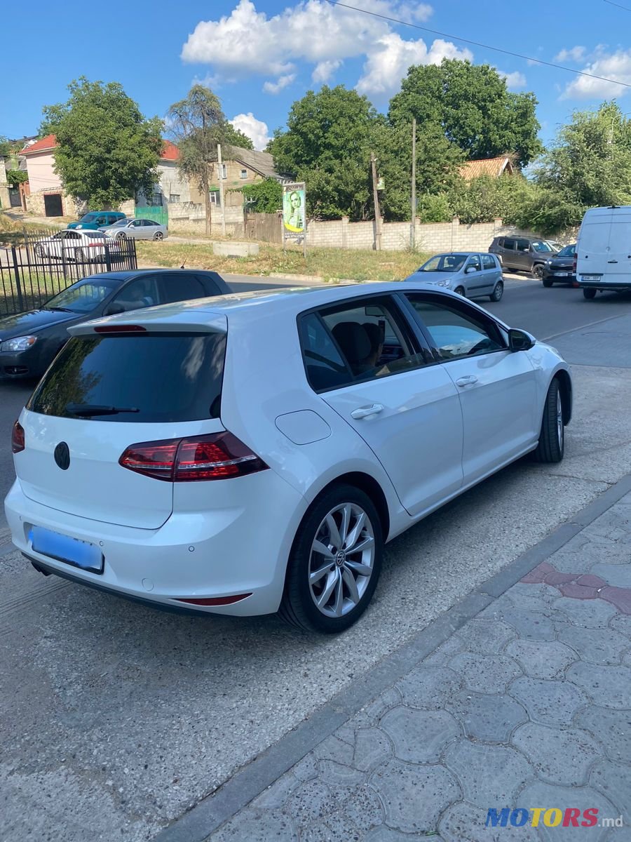 2014' Volkswagen Golf photo #1