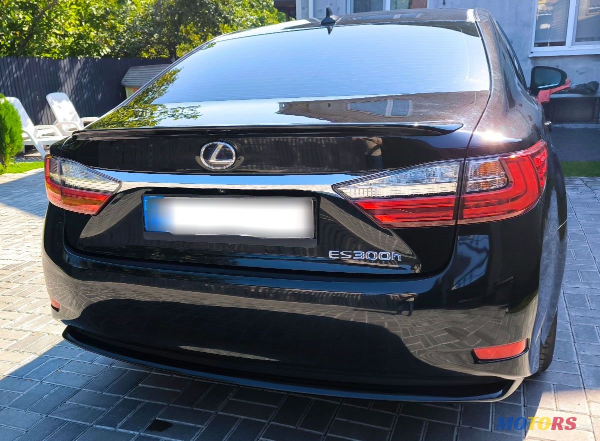 2013' Lexus Es Series photo #3