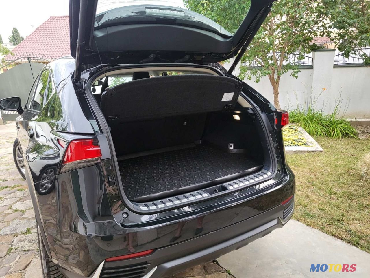 2021' Lexus Nx Series photo #3