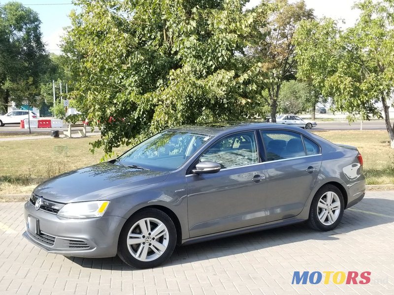 2014' Volkswagen Jetta photo #3