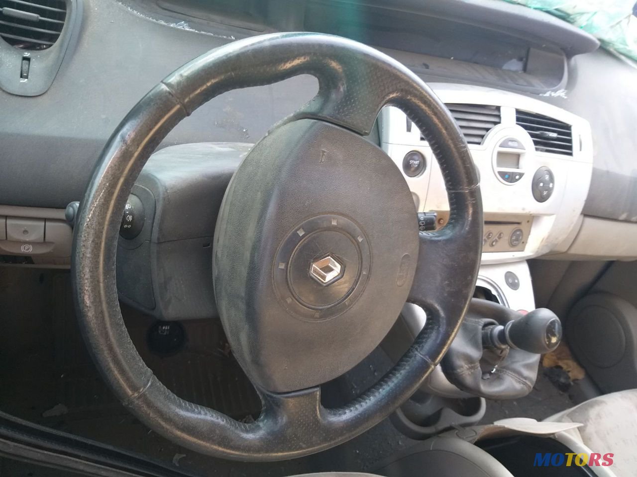 2007' Renault Grand Scenic photo #2