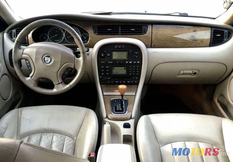 2002' Jaguar X-Type photo #2