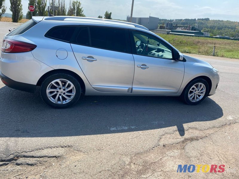 2014' Renault Megane photo #2