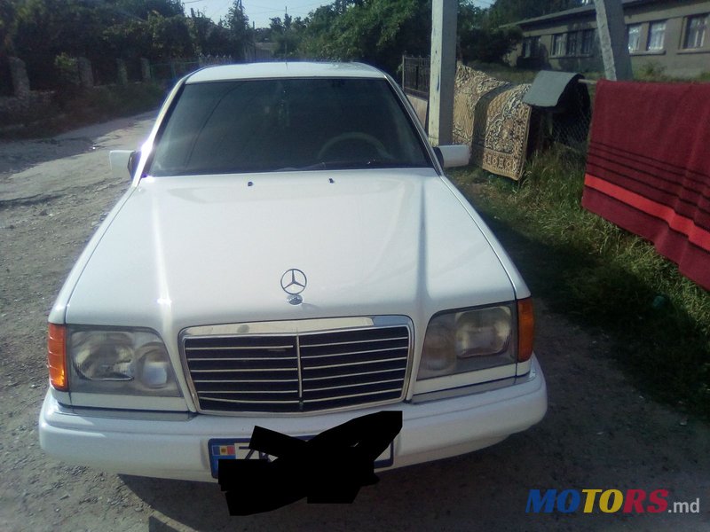 1993' Mercedes-Benz photo #3