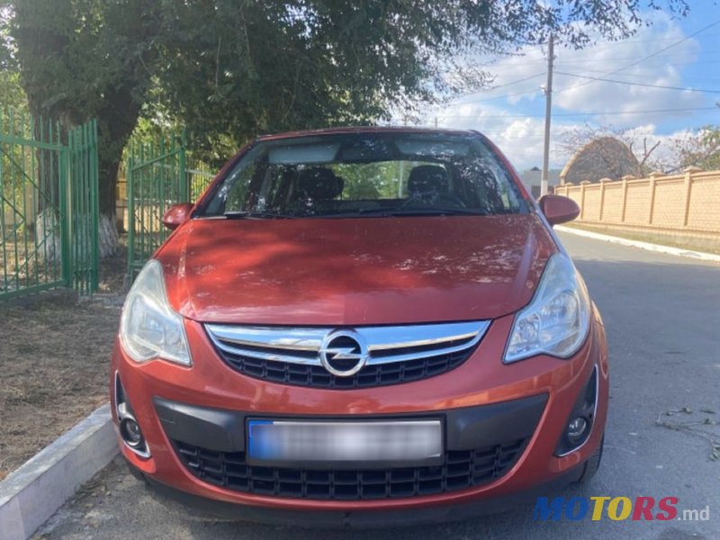 2013' Opel Corsa photo #2