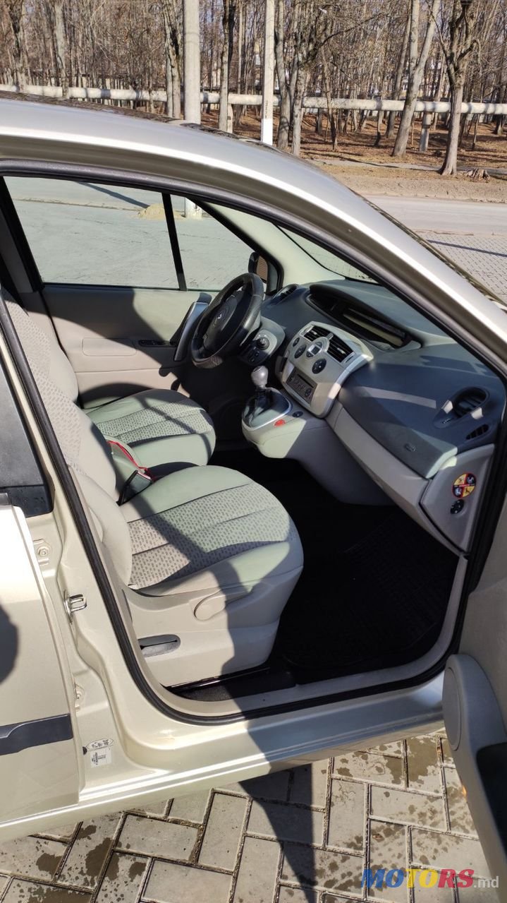 2006' Renault Scenic photo #3