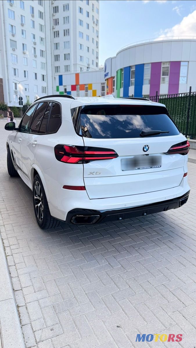 2024' BMW X5 photo #2