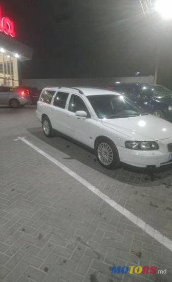 2005' Volvo V70 photo #1