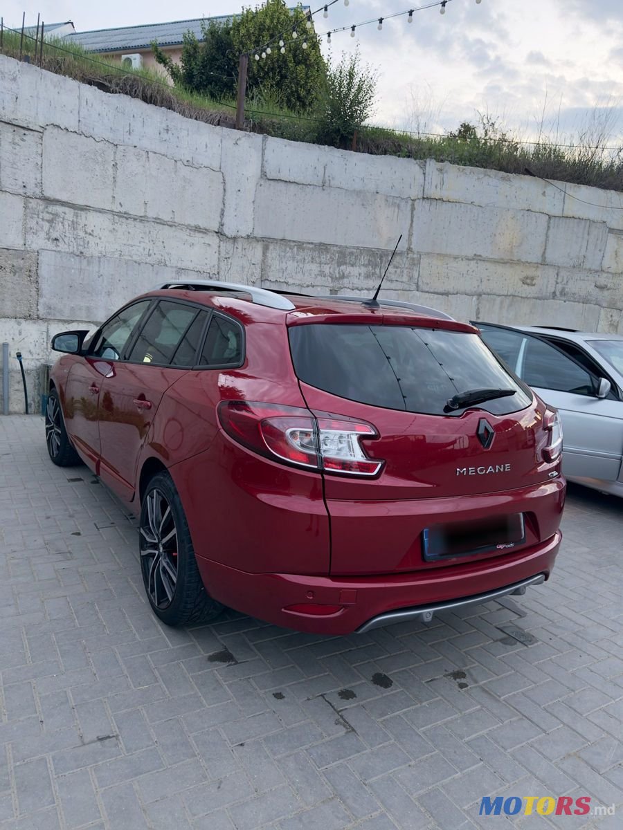 2012' Renault Megane photo #3