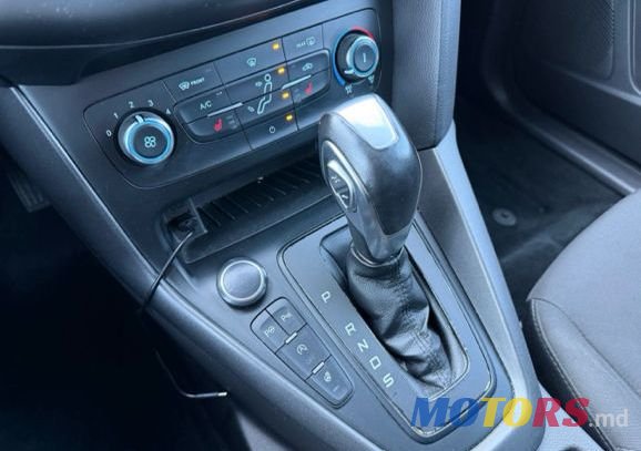 2017' Ford Focus photo #3