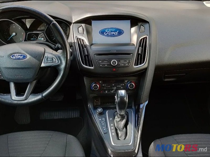 2016' Ford Focus photo #6