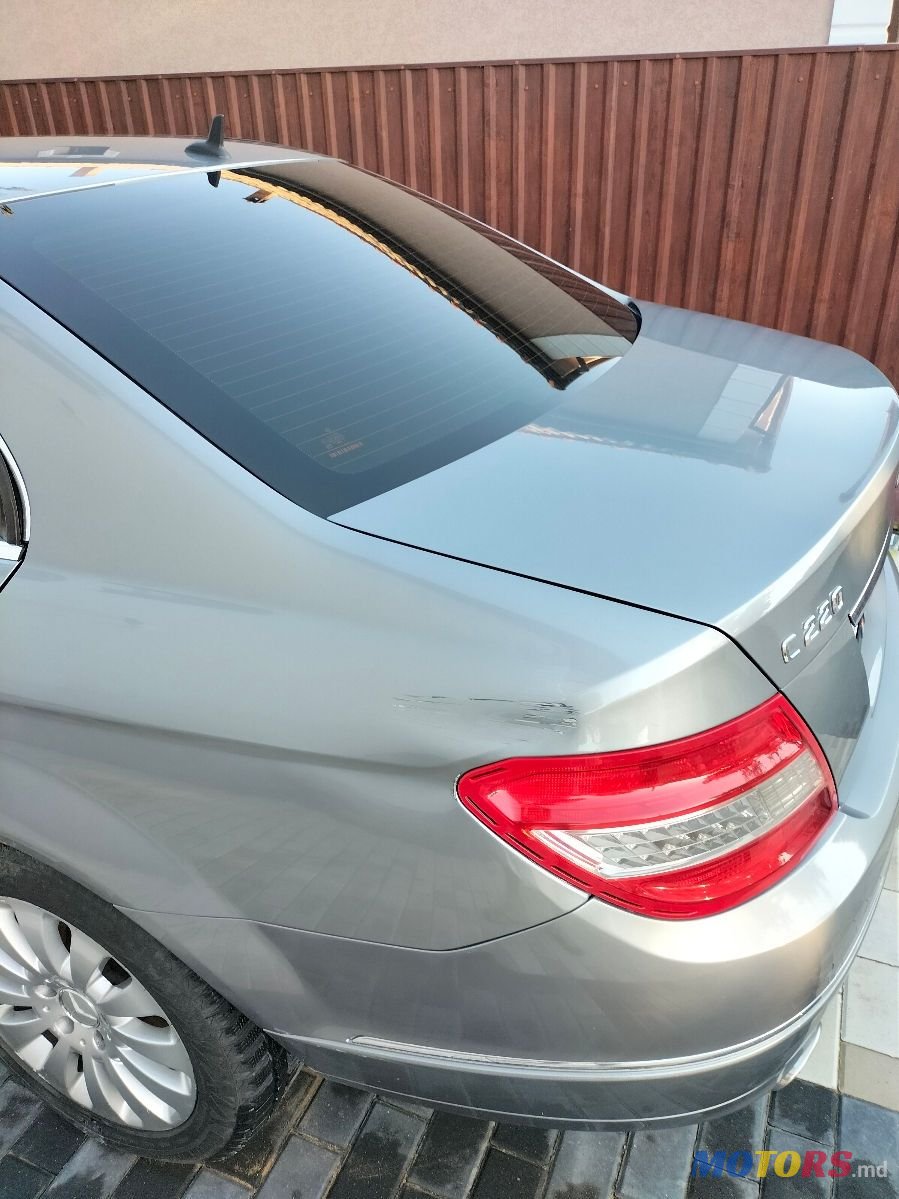 2008' Mercedes-Benz C-Class photo #3