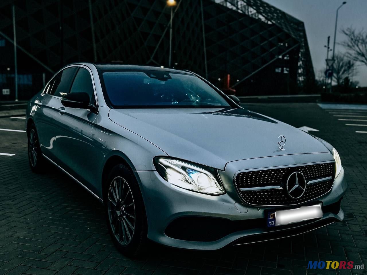 2017' Mercedes-Benz E-Class photo #2