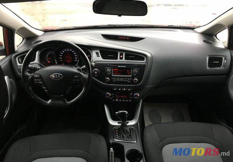 2012' Kia Ceed photo #1