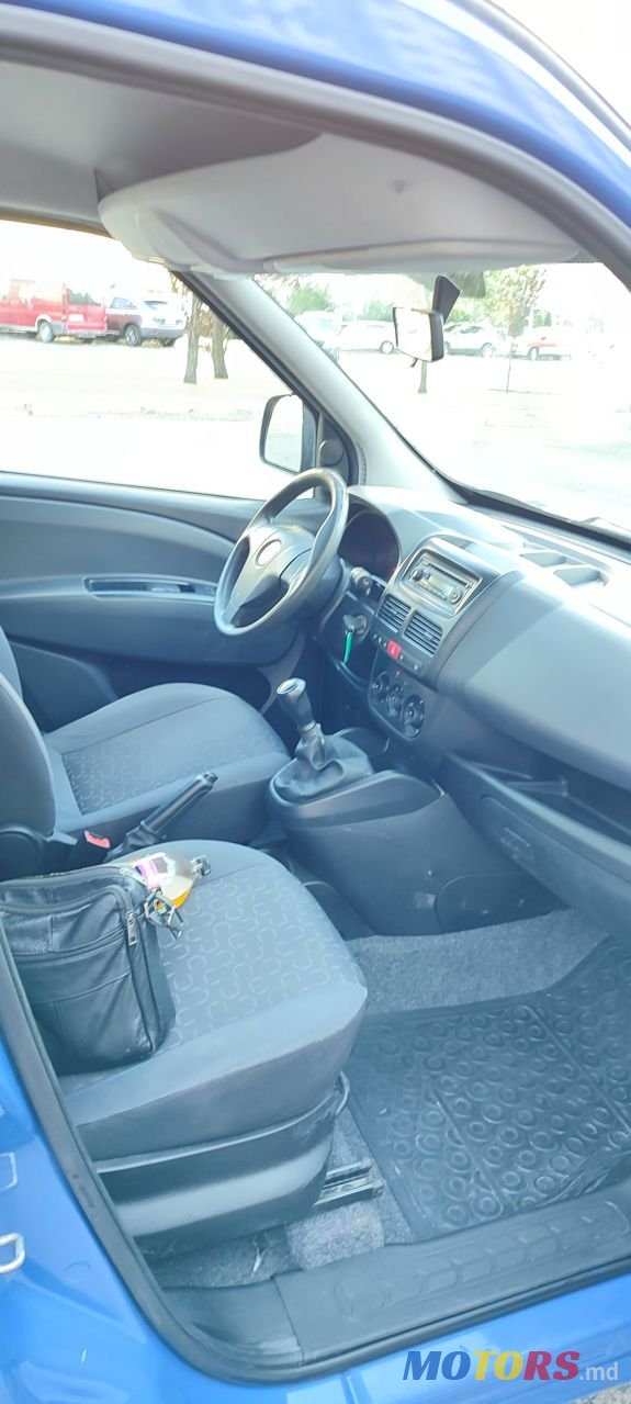 2014' Fiat Doblo photo #6