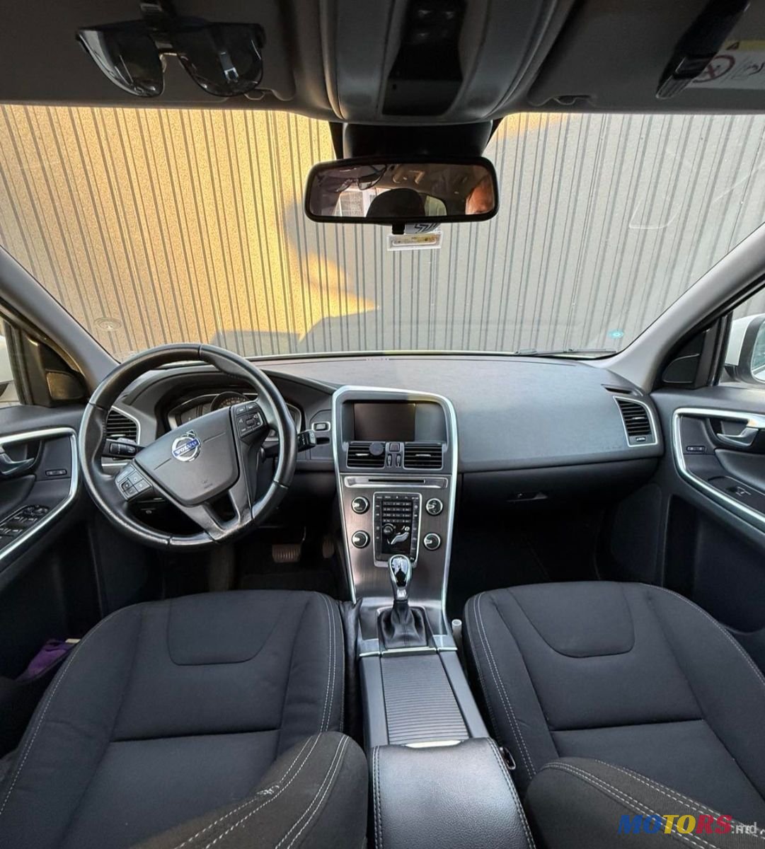 2016' Volvo XC60 photo #6